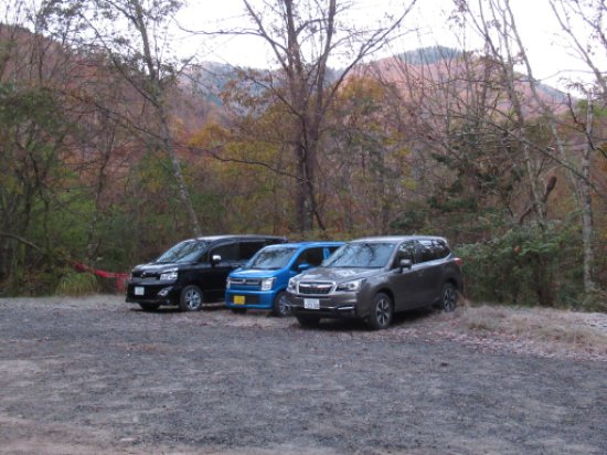 黒井沢コース登山口駐車場